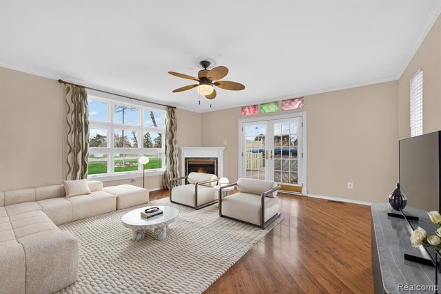 18209 Winwood Avenue, Brownstown, MI 48193