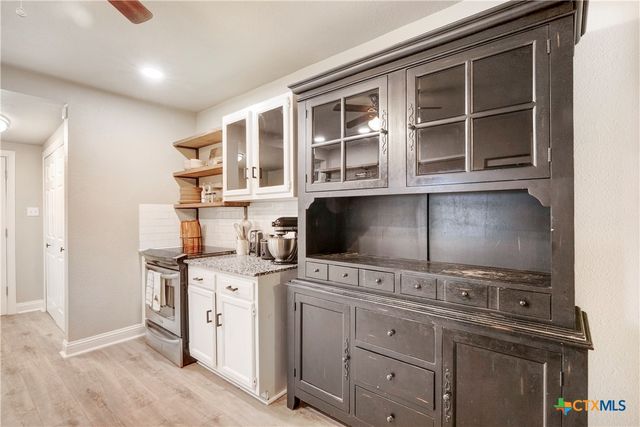 524 E 13th Avenue, Belton, TX 76513
