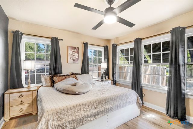 524 E 13th Avenue, Belton, TX 76513