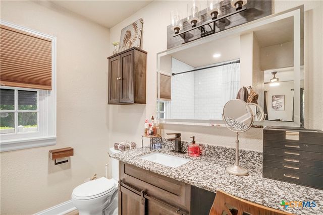 524 E 13th Avenue, Belton, TX 76513