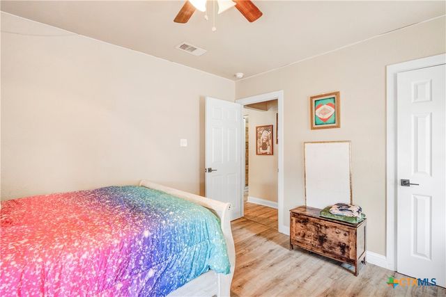 524 E 13th Avenue, Belton, TX 76513