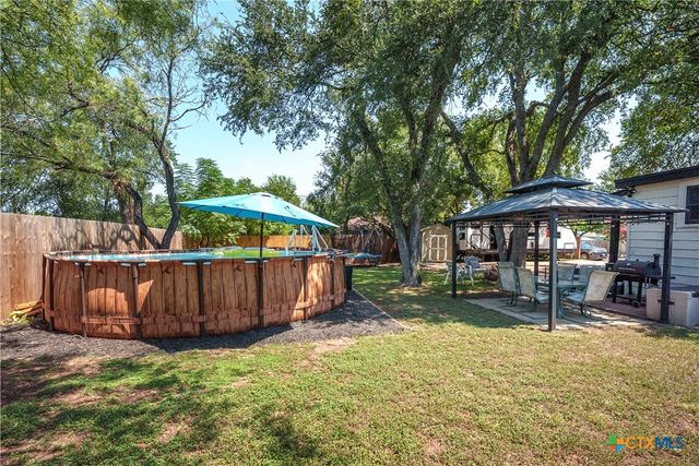 524 E 13th Avenue, Belton, TX 76513