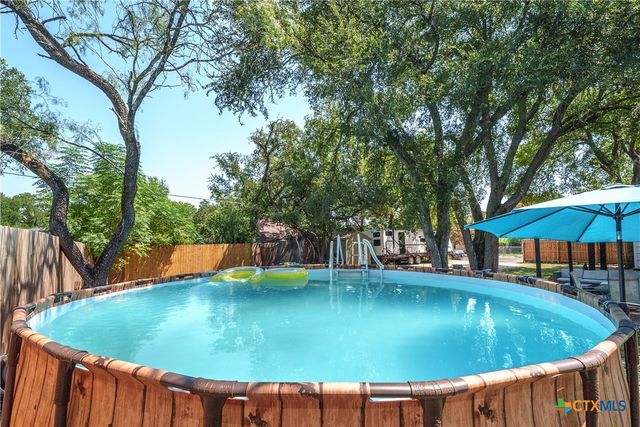 524 E 13th Avenue, Belton, TX 76513