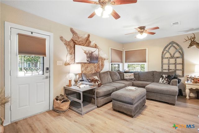 524 E 13th Avenue, Belton, TX 76513