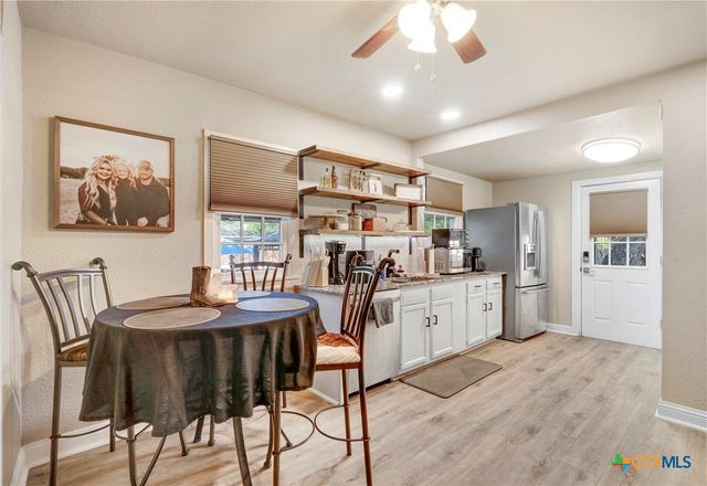 524 E 13th Avenue, Belton, TX 76513