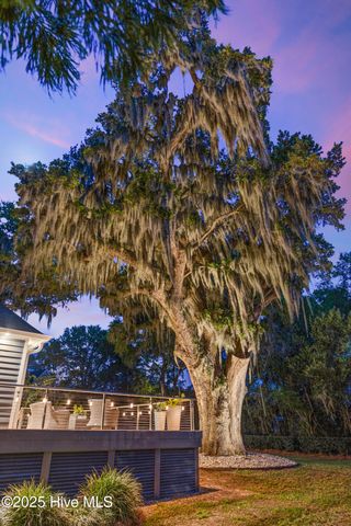 6412 Westport Drive, Wilmington, NC 28409