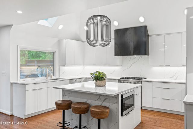 6412 Westport Drive, Wilmington, NC 28409