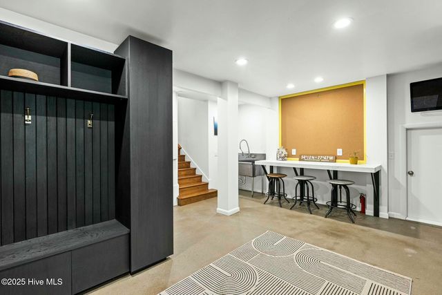 6412 Westport Drive, Wilmington, NC 28409