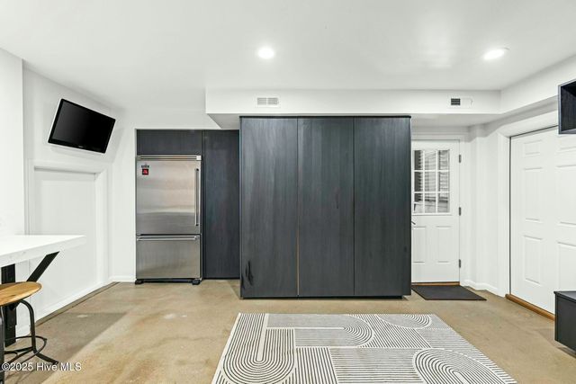 6412 Westport Drive, Wilmington, NC 28409