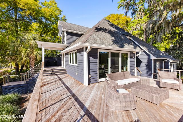 6412 Westport Drive, Wilmington, NC 28409