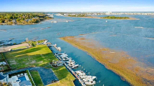 6412 Westport Drive, Wilmington, NC 28409