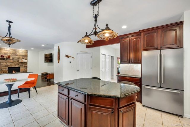 18 Darcy Avenue, Manorville, NY 11949