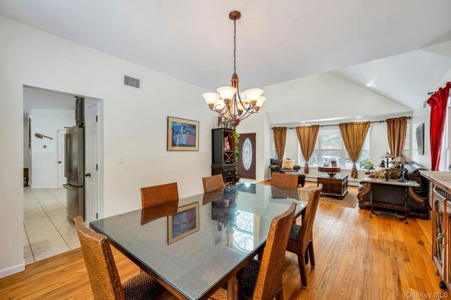 18 Darcy Avenue, Manorville, NY 11949