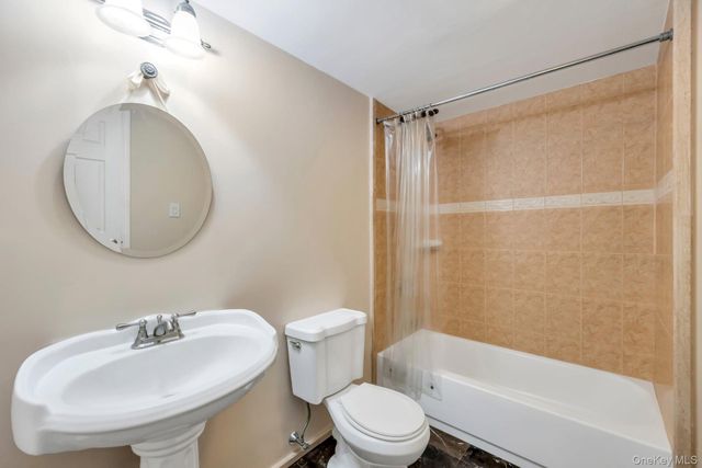 18 Darcy Avenue, Manorville, NY 11949