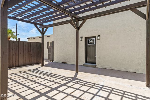 2708 E ROOSEVELT Street, Phoenix, AZ 85008