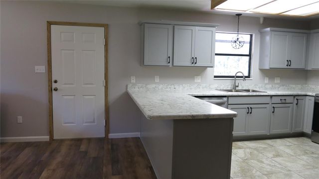 3988 N BAY AVENUE, Crystal River, FL 34428