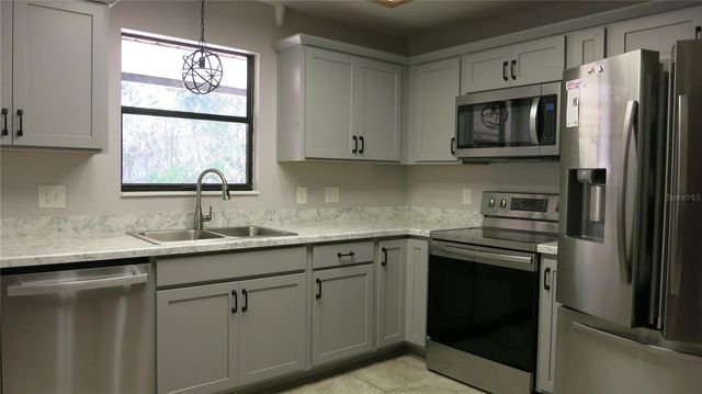 3988 N BAY AVENUE, Crystal River, FL 34428