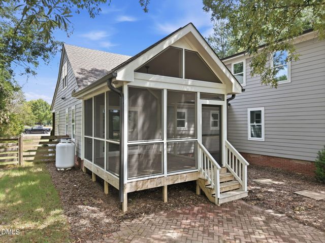 801 N First Avenue, Knightdale, NC 27545