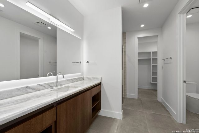 11019 Porter Springs, San Antonio, TX 78255