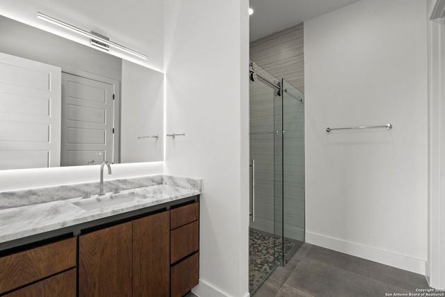 11019 Porter Springs, San Antonio, TX 78255