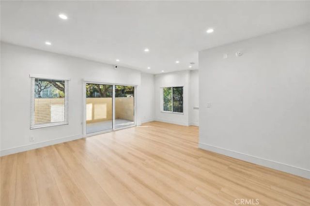 484 S Euclid 101, Pasadena, CA 91101