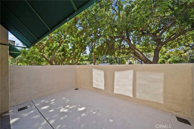 484 S Euclid 101, Pasadena, CA 91101