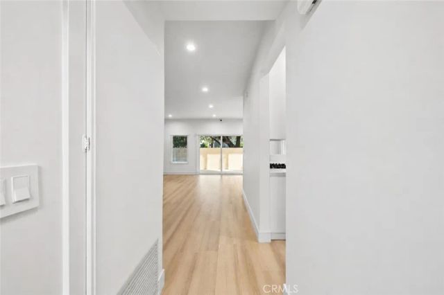 484 S Euclid 101, Pasadena, CA 91101