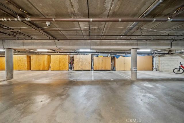 484 S Euclid 101, Pasadena, CA 91101