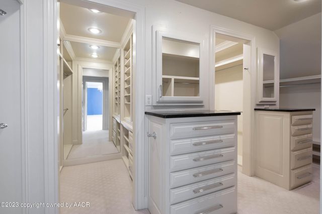 2802 S HUGHES Street, Amarillo, TX 79109