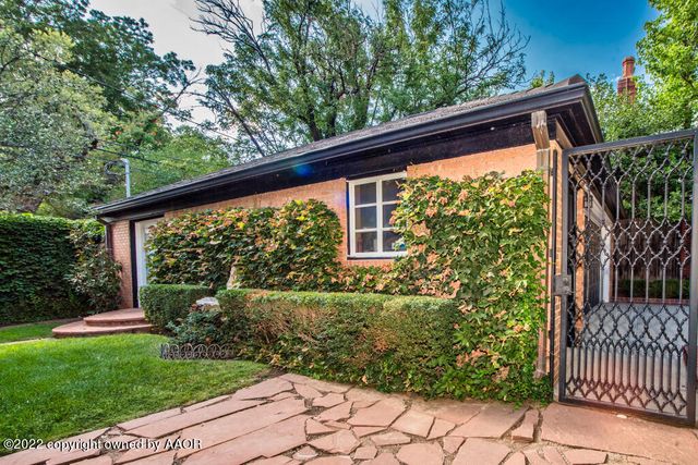 2802 S HUGHES Street, Amarillo, TX 79109