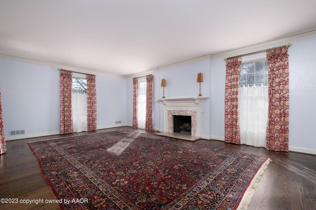 2802 S HUGHES Street, Amarillo, TX 79109