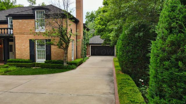 2802 S HUGHES Street, Amarillo, TX 79109