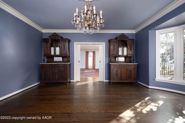 2802 S HUGHES Street, Amarillo, TX 79109