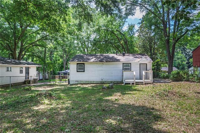 2403 Clarissa Drive, Atlanta, GA 30318