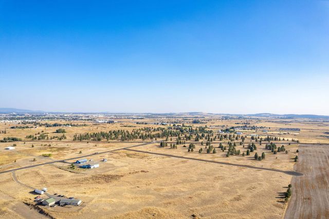 1117 S Dover Rd, Medical Lake, WA 99022