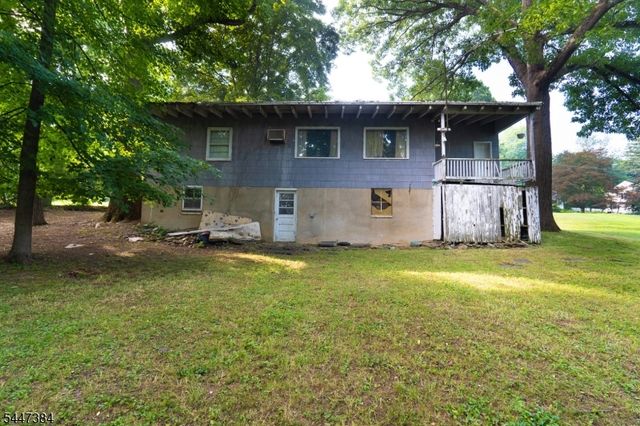 24 Underrock Rd, Sparta Twp., NJ 07871