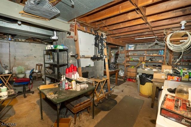 24 Underrock Rd, Sparta Twp., NJ 07871