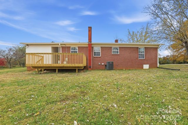 1618 Union Grove Road, Lenoir, NC 28645