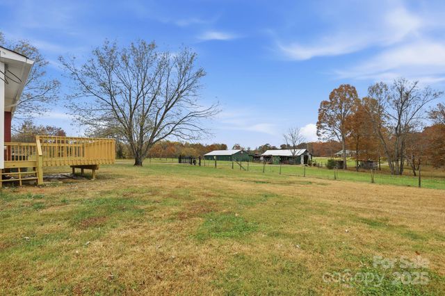 1618 Union Grove Road, Lenoir, NC 28645