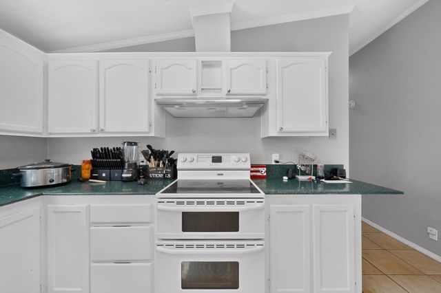 8842 Odin Road SW, Albuquerque, NM 87121