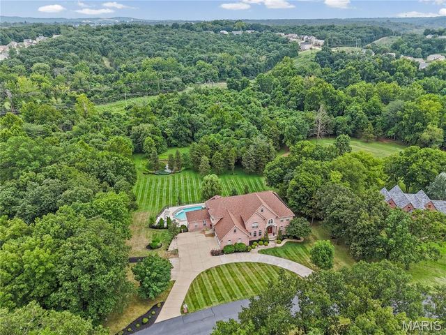 10570 Glen Oaks Drive, Festus, MO 63028
