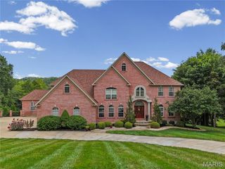 10570 Glen Oaks Drive, Festus, MO 63028