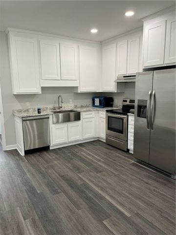 211 E Brazell Street, Other, GA 30453