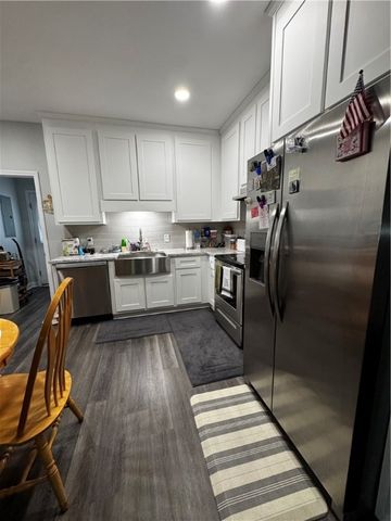 211 E Brazell Street, Other, GA 30453