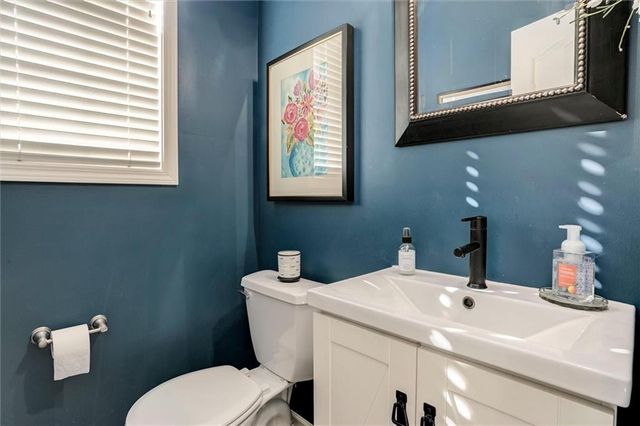 13721 Parkhill Street, Overland Park, KS 66221