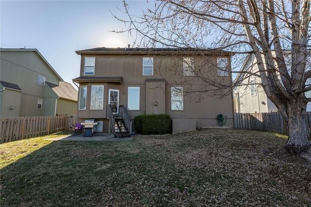 13721 Parkhill Street, Overland Park, KS 66221