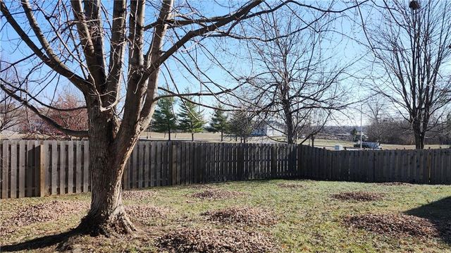 13721 Parkhill Street, Overland Park, KS 66221