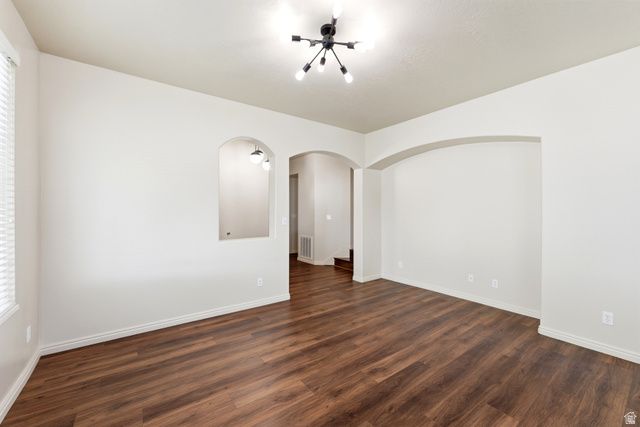 674 CANTERBURY LN, North Salt Lake, UT 84054