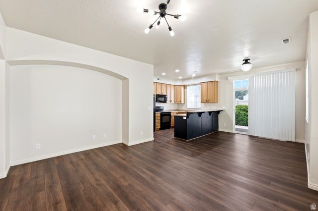 674 CANTERBURY LN, North Salt Lake, UT 84054