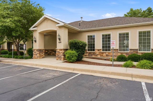 674 CANTERBURY LN, North Salt Lake, UT 84054
